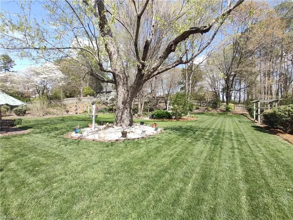 $385,000 | 3811 Willowood Drive, Clemmons, NC 27012