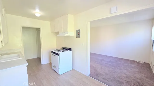 $1,695 | 252 South 1st Avenue, Unit C, Upland, CA 91786