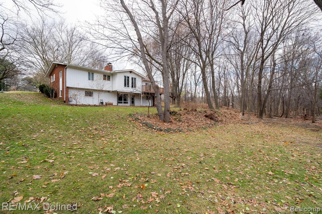 6045 Ronnoco Road Rochester Hills, MI 48306 - Photo 36 of 40