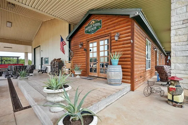 $8,995,000 | 635 Cr 184 Lawn Tx 79530, Winters, TX 79567