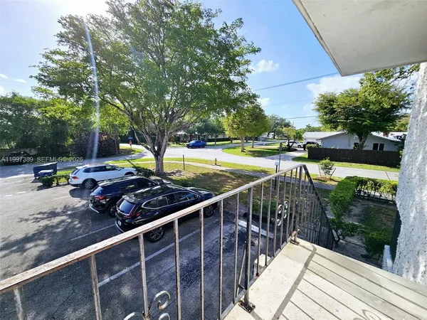 $1,800 | 8701 Southwest 141st Street, Unit B8, Palmetto Bay, FL 33176
