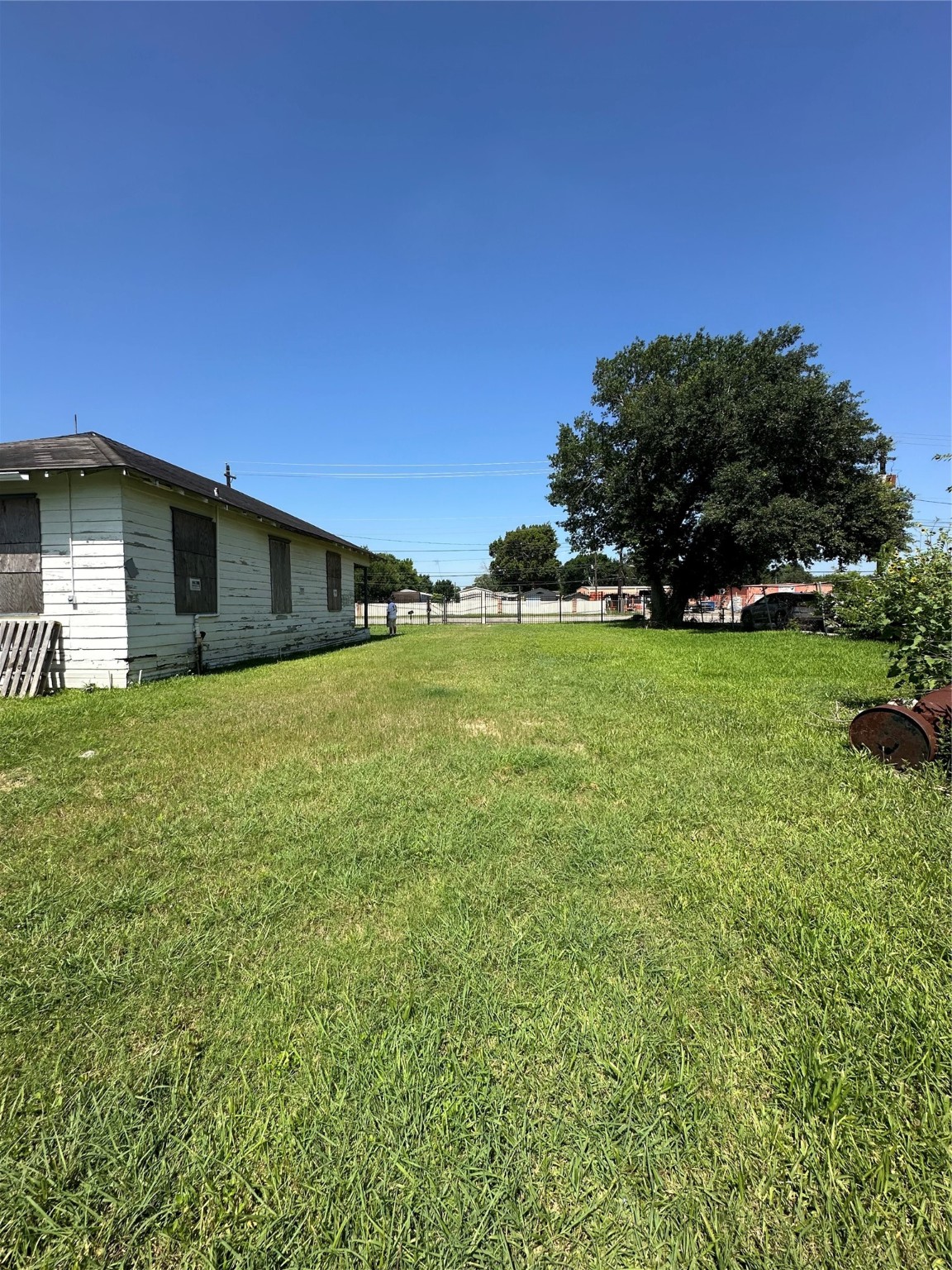 10809 Telephone Road Houston, TX 77075 - Photo 10 of 11 a view of a house with a yard
