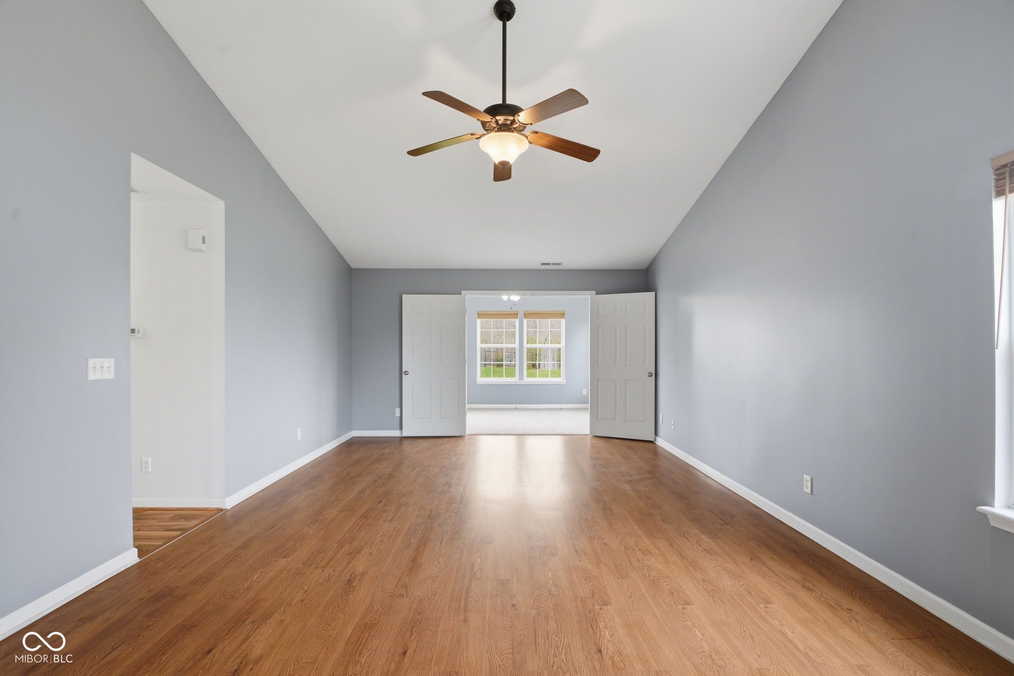 6946 Fair Ridge Drive Indianapolis, IN 46221 - Photo 3 of 30