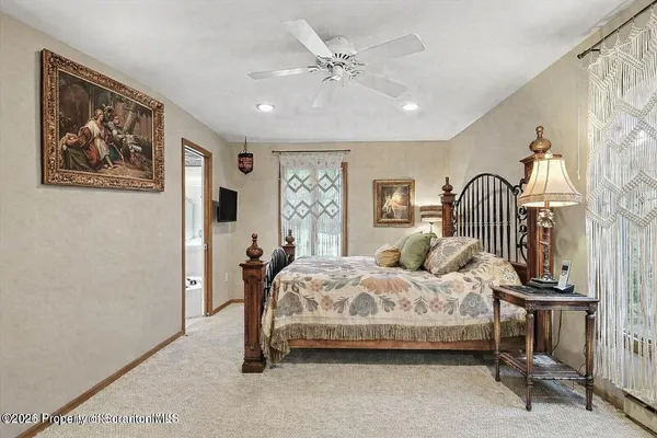 $479,000 | 57 Woodcrest Lane, Lake Ariel, PA 18436