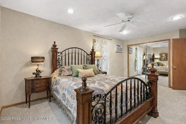 $479,000 | 57 Woodcrest Lane, Lake Ariel, PA 18436