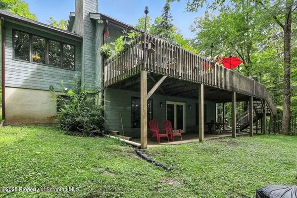 $479,000 | 57 Woodcrest Lane, Lake Ariel, PA 18436