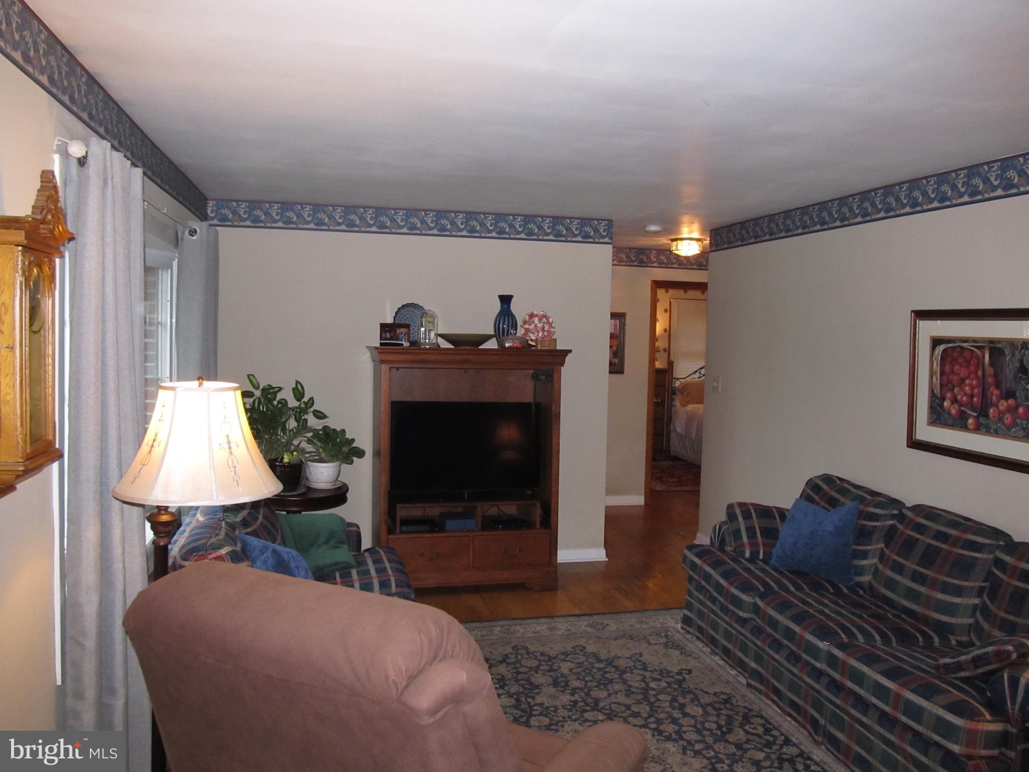 225 Knoxlyn Road Gettysburg, PA 17325 - Photo 8 of 35 Gallery Image 8