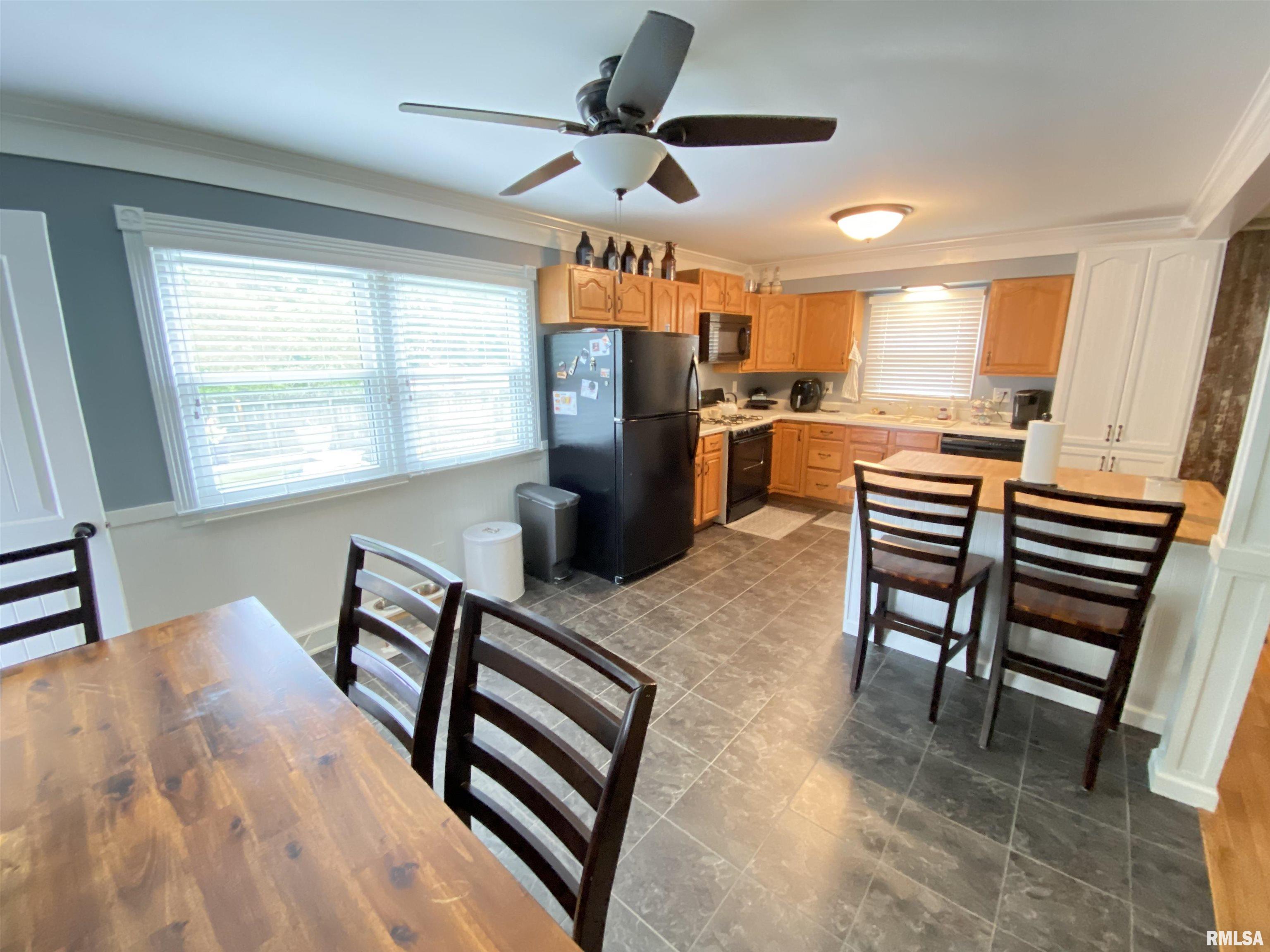 16 Archer Avenue Springfield, IL 62704 - Photo 5 of 23 Gallery Image 5