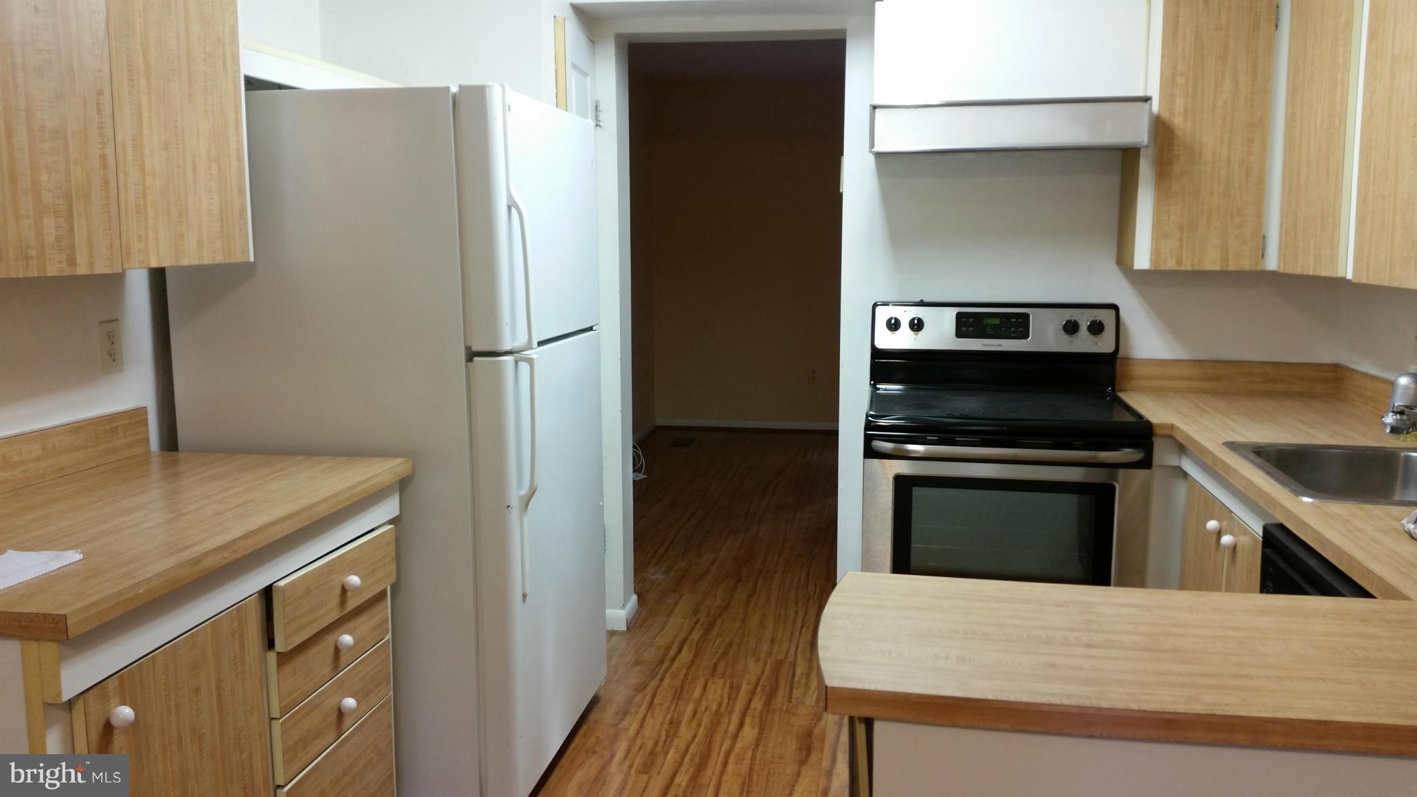 2835 Baneberry Court Baltimore, MD 21209 - Photo 5 of 27 Kitchen