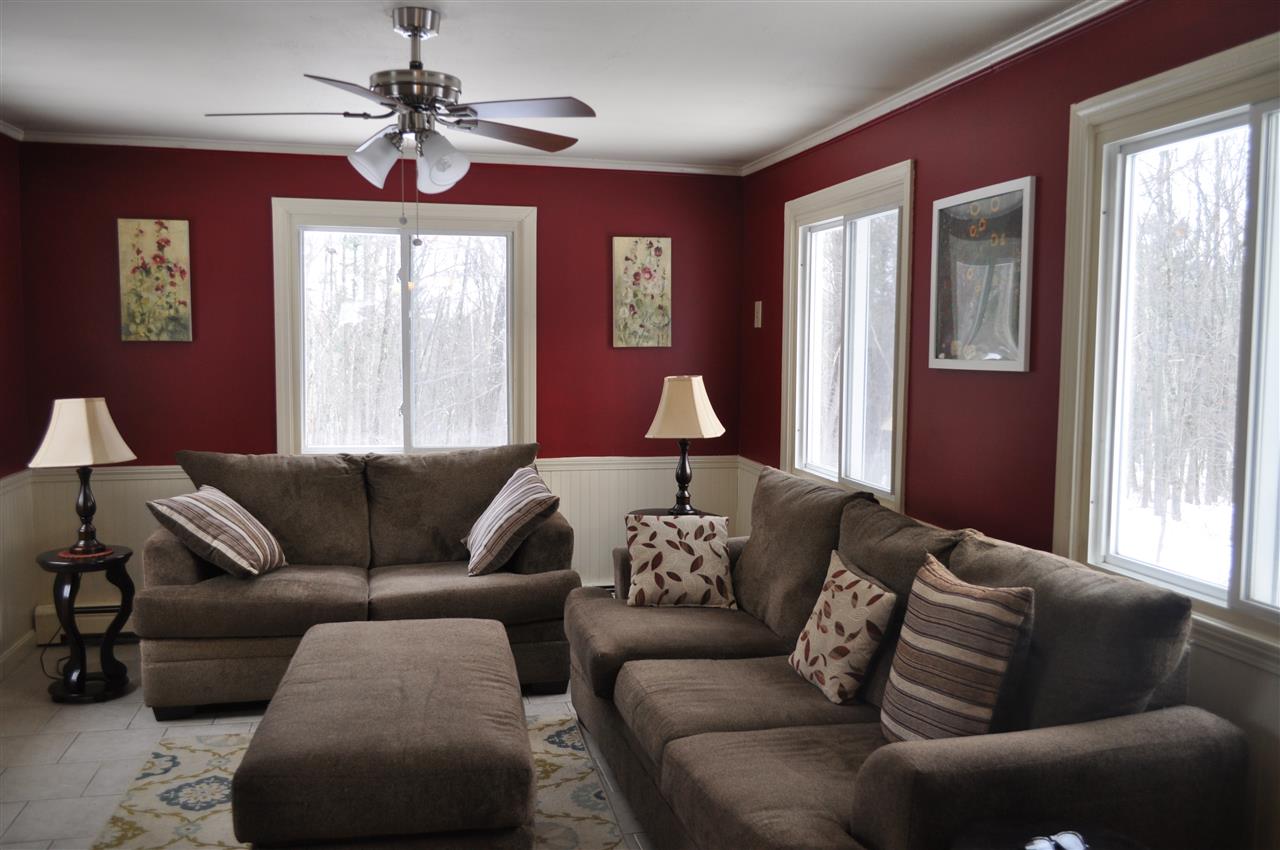 72 Hovey Road Londonderry, NH 03053 - Photo 13 of 30