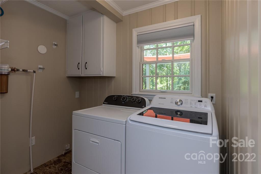 171 Orchard Road Statesville, NC 28677 - Photo 29 of 46 a utility room with dryer and washer