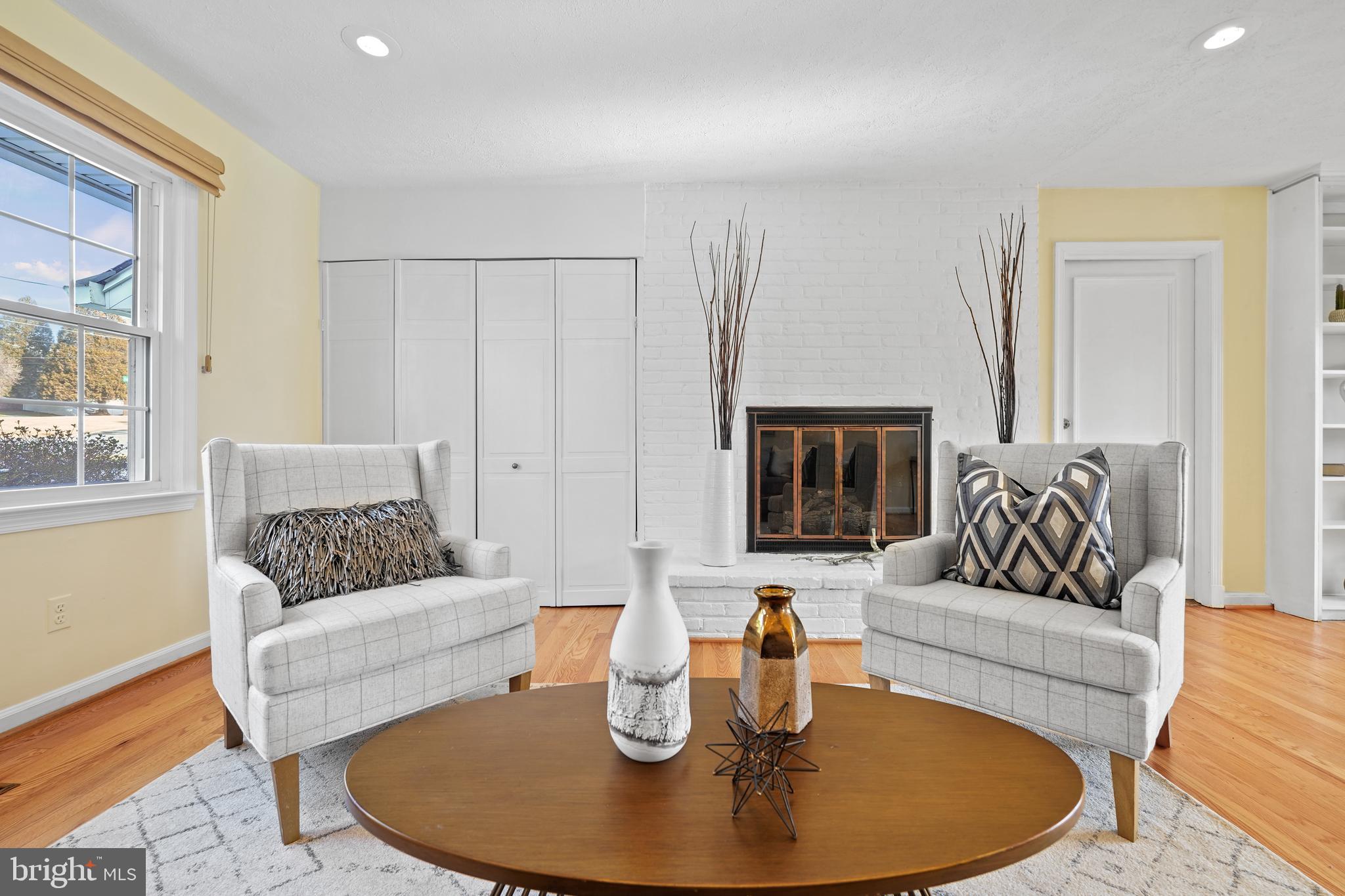 14400 Sandy Ridge Road Silver Spring, MD 20904 - Photo 20 of 62 Family Room