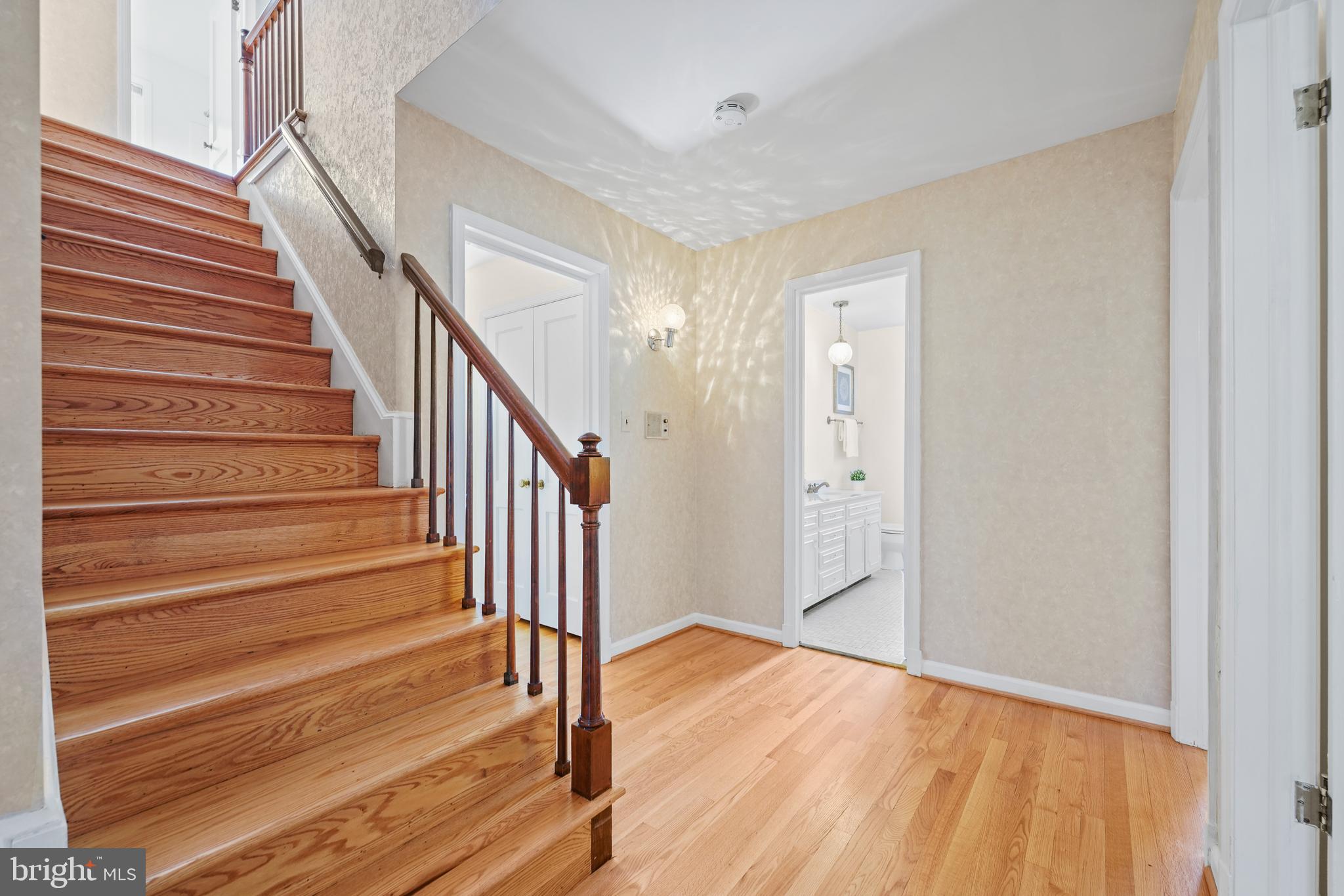 14400 Sandy Ridge Road Silver Spring, MD 20904 - Photo 8 of 62 Hardwood Foyer & Steps to Top Level