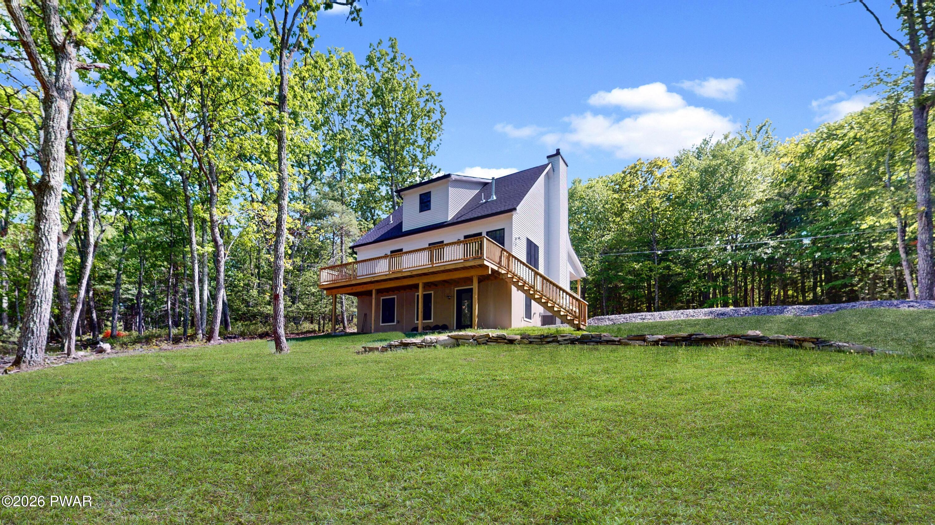 102 Pawnee Road Shohola, PA 18458 - Photo 4 of 61