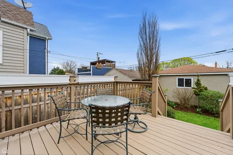 $895,000 | 3619 North Francisco Avenue, Chicago, IL 60618