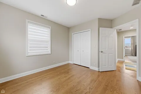 $895,000 | 3619 North Francisco Avenue, Chicago, IL 60618