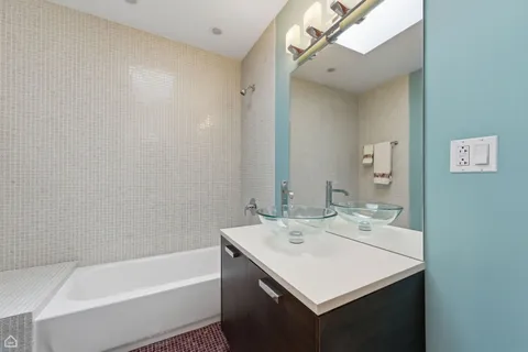 $895,000 | 3619 North Francisco Avenue, Chicago, IL 60618