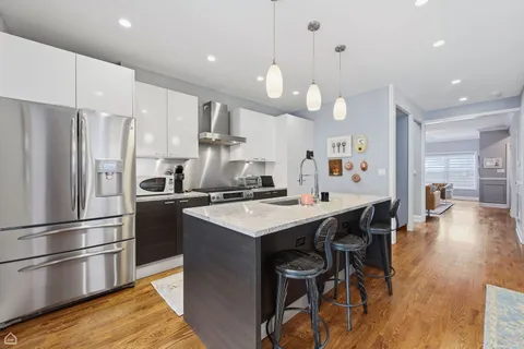 $895,000 | 3619 North Francisco Avenue, Chicago, IL 60618
