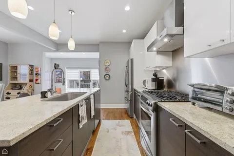 $895,000 | 3619 North Francisco Avenue, Chicago, IL 60618