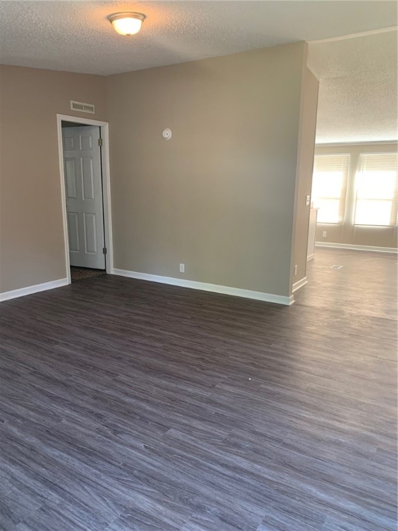 1344 State Rd S-4-97 Anderson, SC 29621 - Photo 13 of 22 Main Living Room