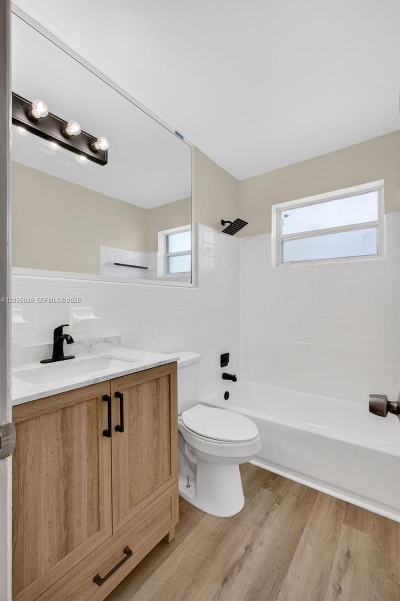 560 West 34th Street Riviera Beach, FL 33404 - Photo 21 of 54