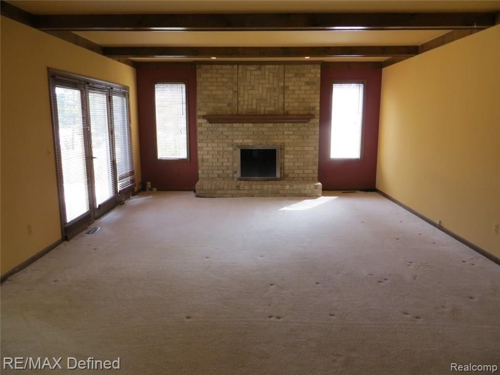 1870 Jason Circle Rochester Hills, MI 48306 - Photo 4 of 11