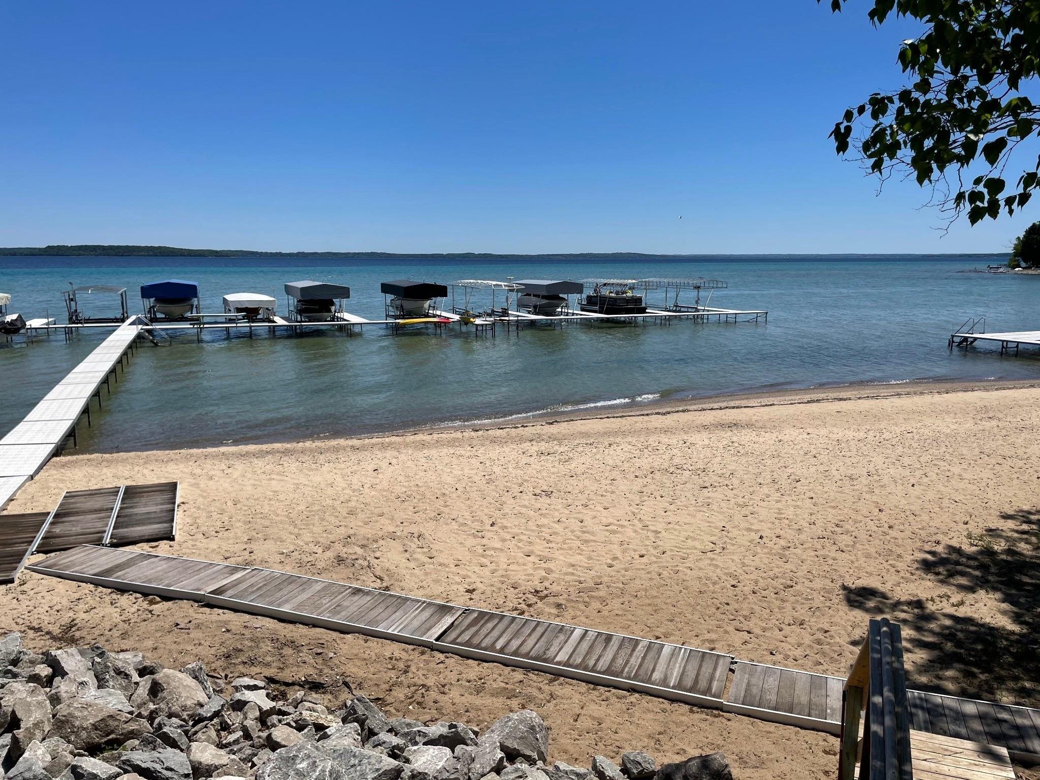 34 East Anchor Way Suttons Bay, MI 49682 - Photo 12 of 20