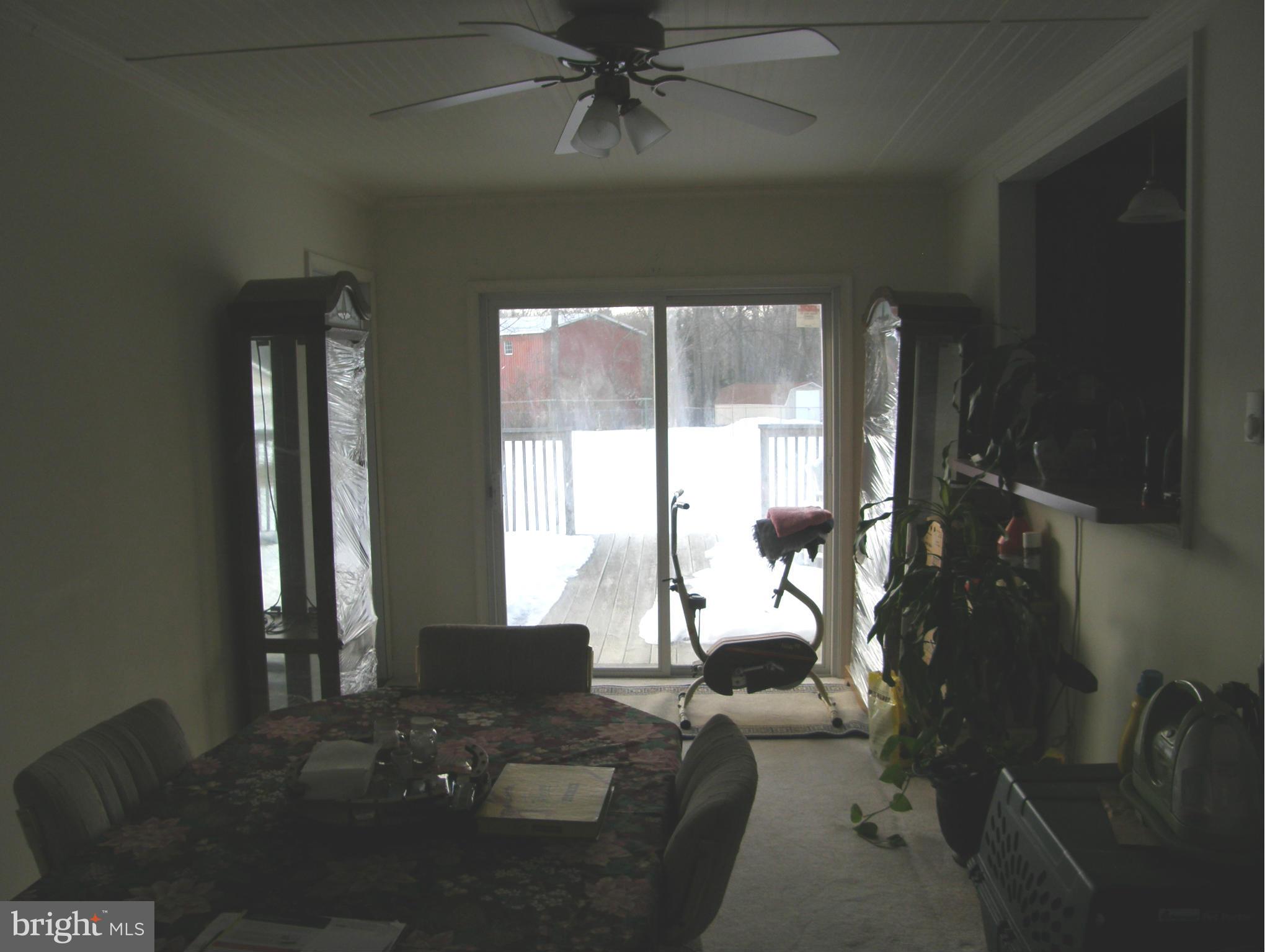 10793 Loop Road Fayetteville, PA 17222 - Photo 9 of 19 Interior (General)