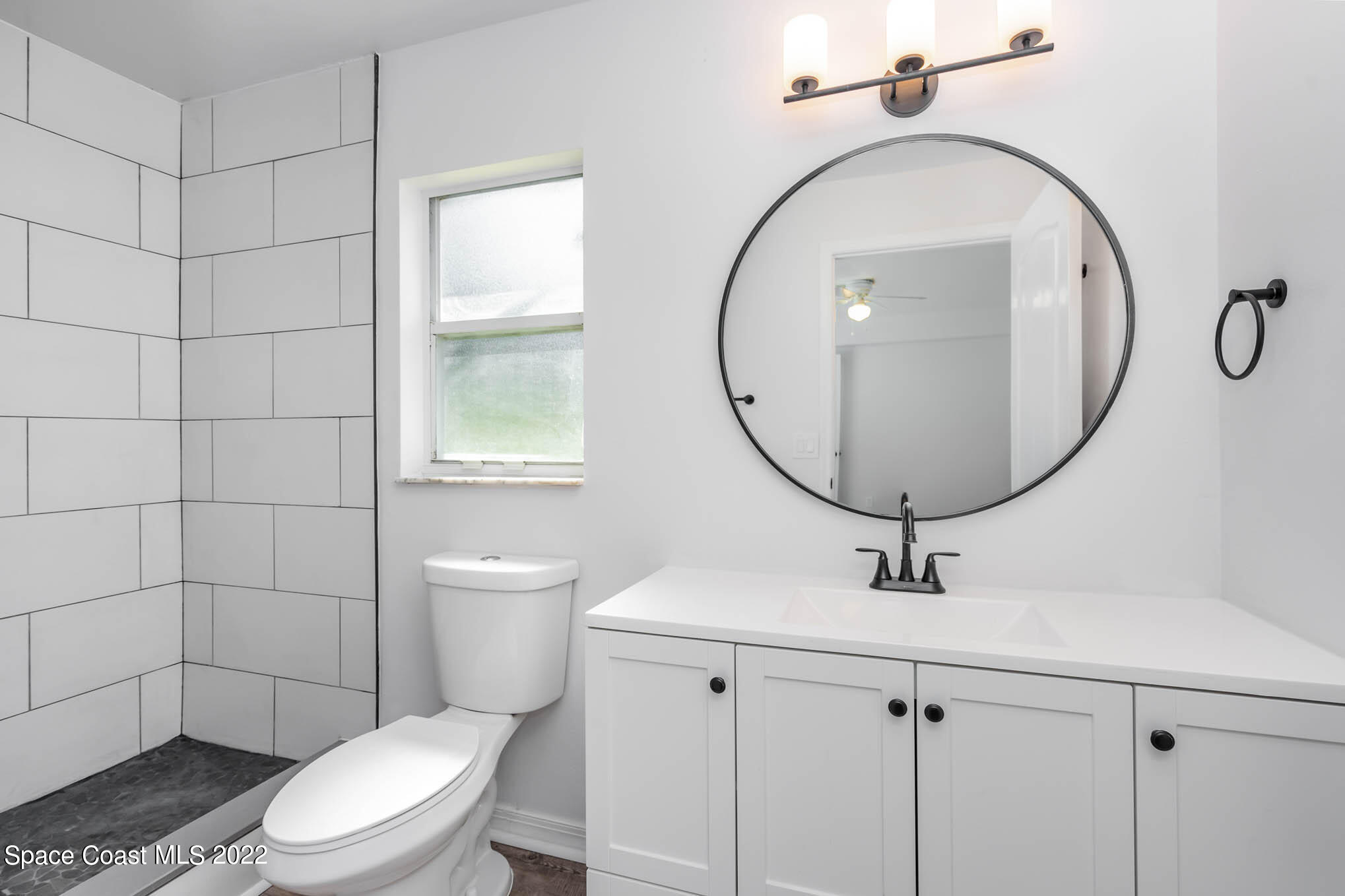 1572 Holbrook Road Northwest Palm Bay, FL 32907 - Photo 17 of 23 Master Bath