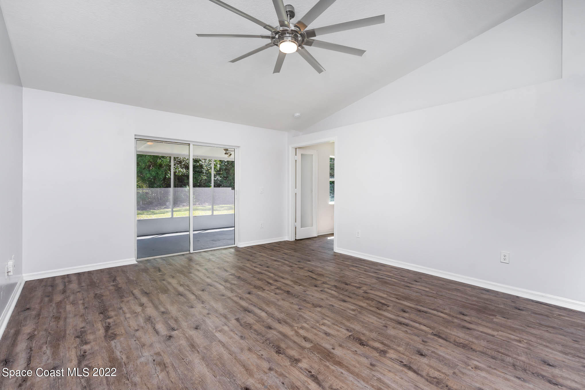 1572 Holbrook Road Northwest Palm Bay, FL 32907 - Photo 6 of 23 Living Room