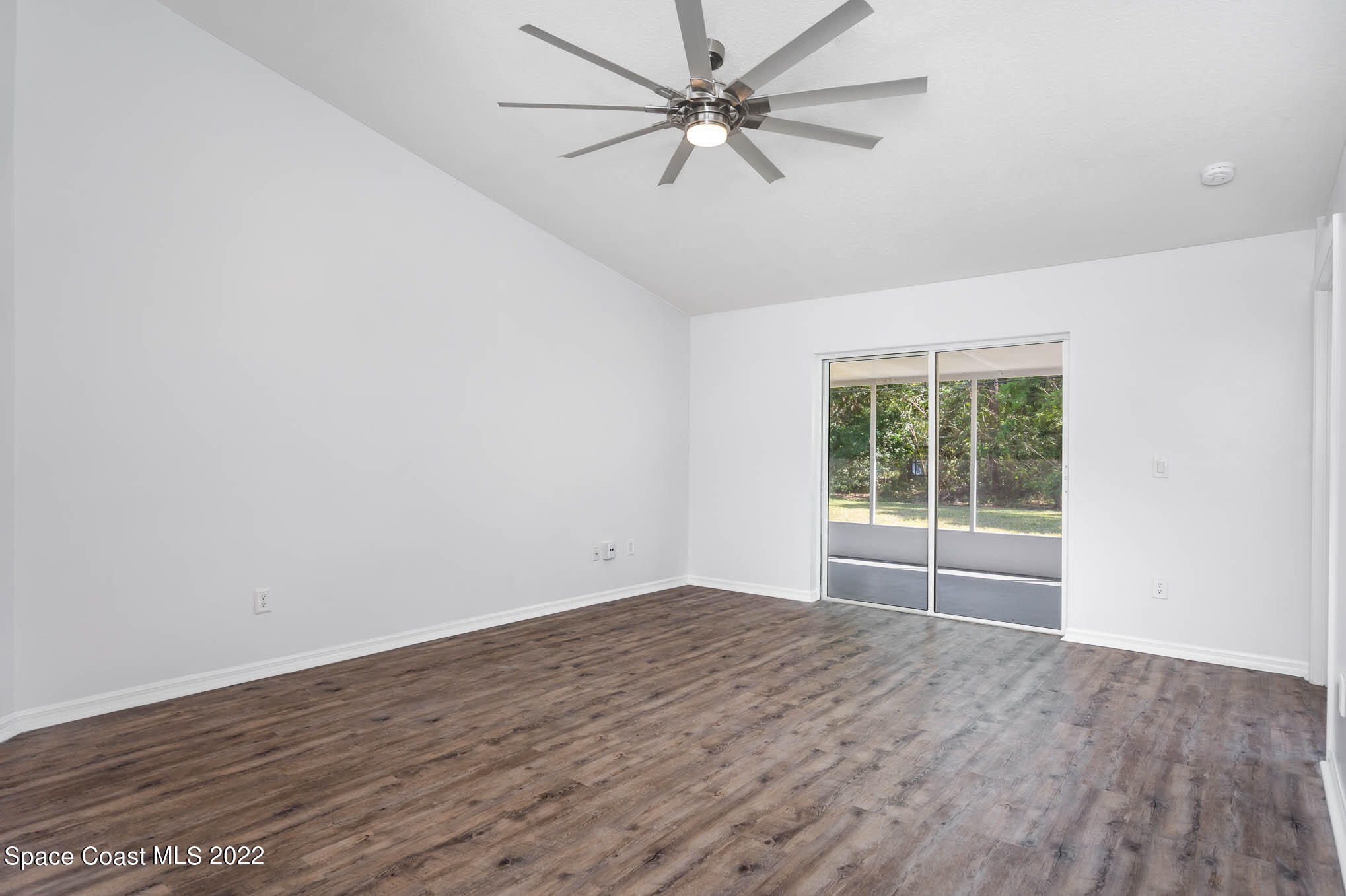 1572 Holbrook Road Northwest Palm Bay, FL 32907 - Photo 7 of 23 Living Room