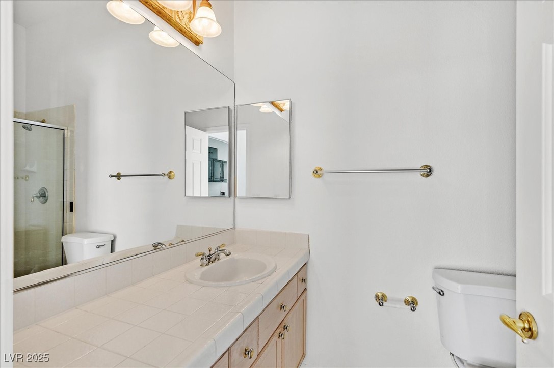 8845 Zurich Court Las Vegas, NV 89147 - Photo 18 of 42