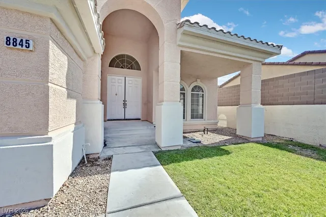 $2,995 | 8845 Zurich Court, Las Vegas, NV 89147