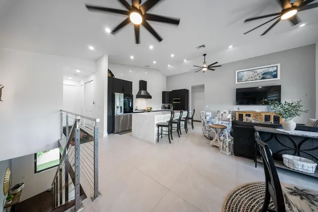 $1,650,000 | 239 West Seaview Drive, Marathon, FL 33050