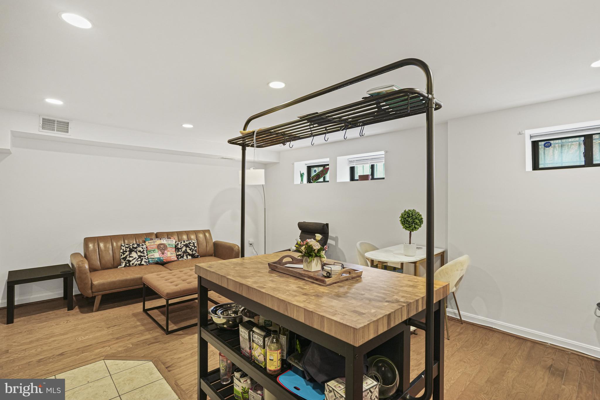 1321 Fairmont Street Northwest, Unit 1 Washington, DC 20009 - Photo 13 of 22 Free standing Island