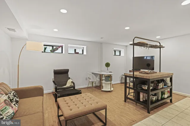 $335,000 | 1321 Fairmont Street Northwest, Unit 1, Washington, DC 20009