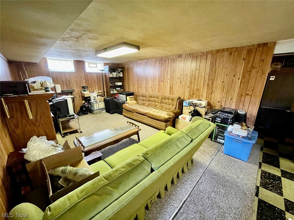 7209 Maplewood Road Parma, OH 44130 - Photo 20 of 23