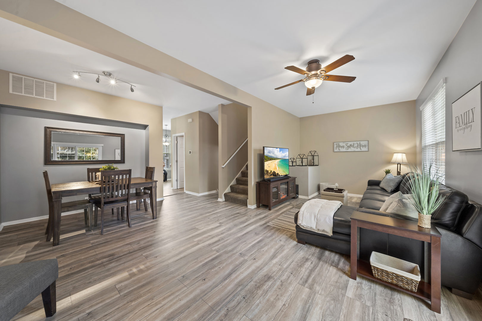 2340 Hudson Circle Aurora, IL 60502 - Photo 5 of 22