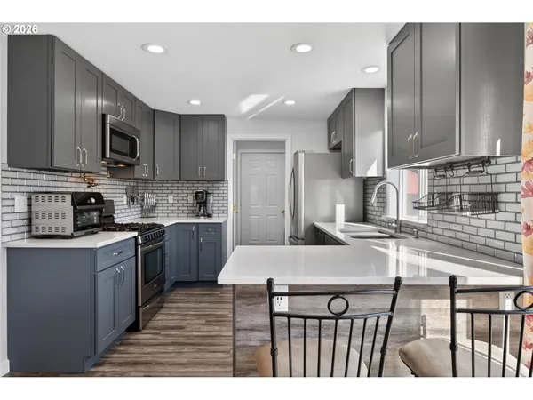 $575,000 | 804 Northeast Providence Drive, Bend, OR 97701