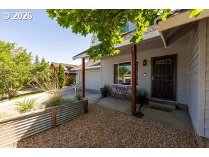 $575,000 | 804 Northeast Providence Drive, Bend, OR 97701