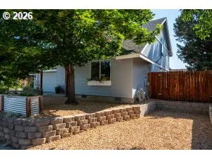 $575,000 | 804 Northeast Providence Drive, Bend, OR 97701