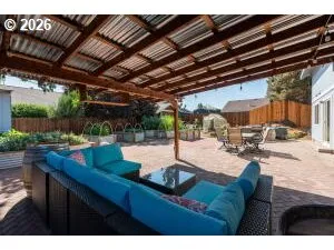 $575,000 | 804 Northeast Providence Drive, Bend, OR 97701