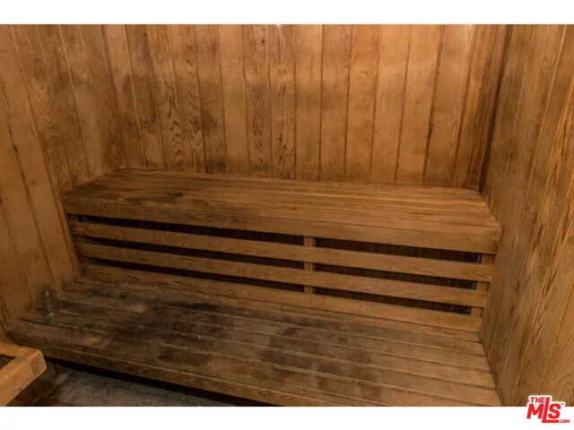 $2,495 | 525 North Sycamore Avenue, Unit 411, Los Angeles, CA 90036