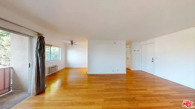 $2,495 | 525 North Sycamore Avenue, Unit 411, Los Angeles, CA 90036