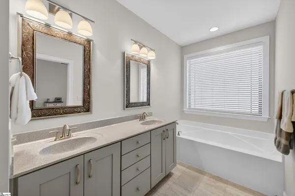 $524,900 | 305 Gantry Court, Greenville, SC 29615