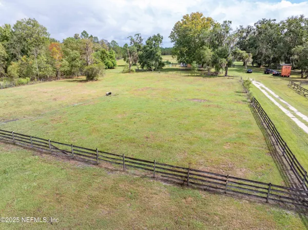 a view of an ocean from a yard