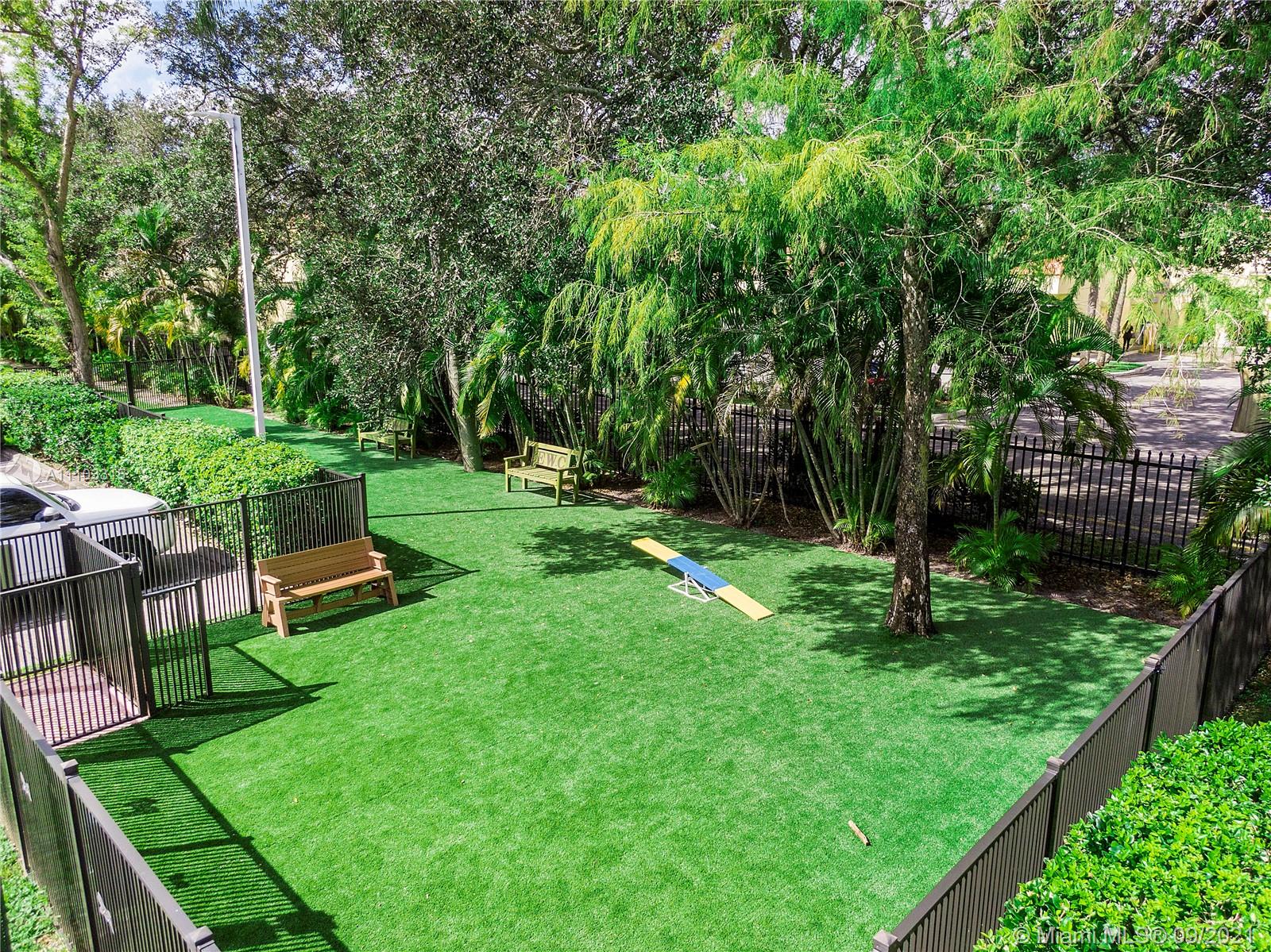 8901 Wiles Road, Unit 304 Coral Springs, FL 33067 - Photo 24 of 36 Gallery Image 24