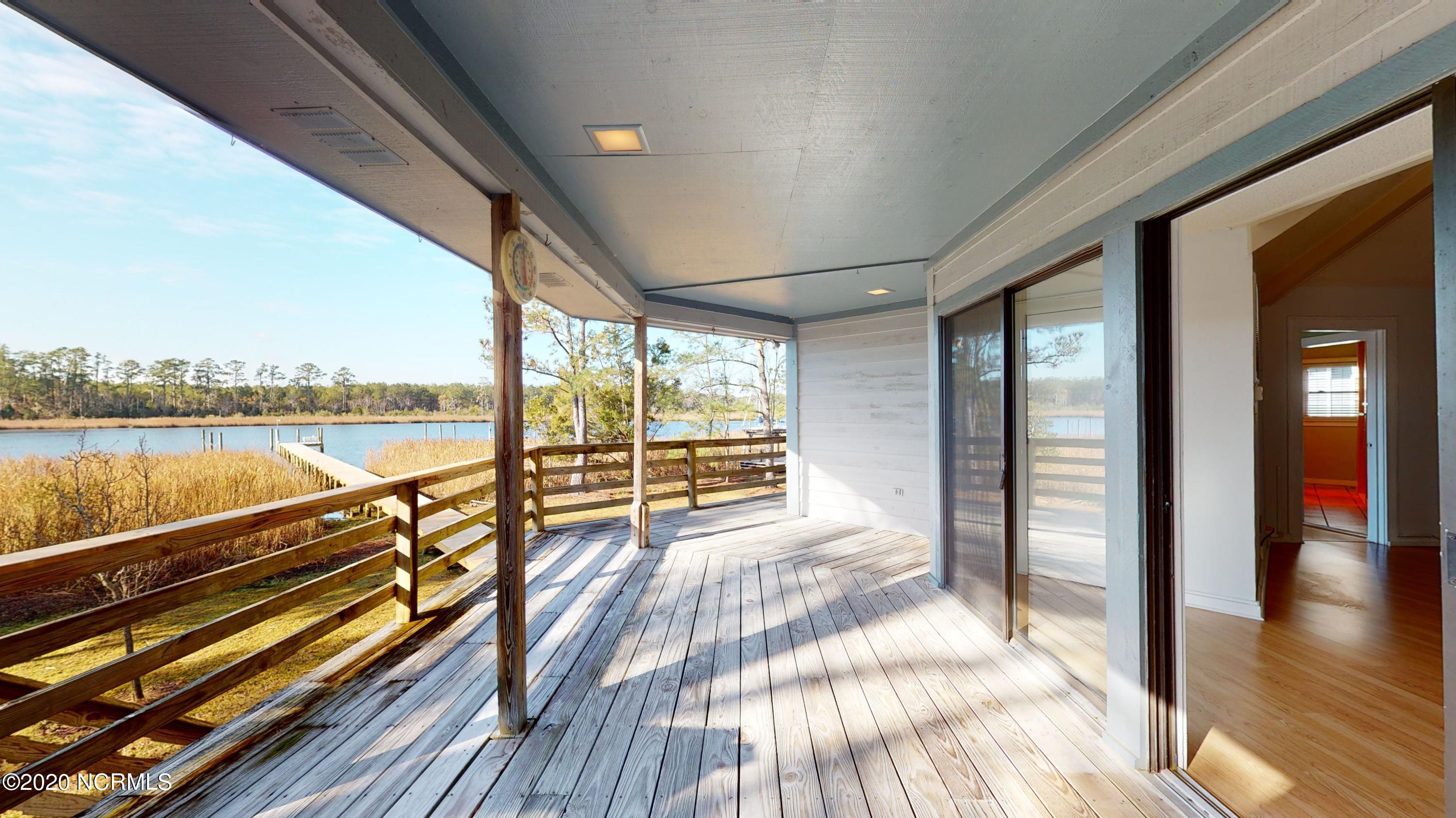 5212 Bucco Reef Road New Bern, NC 28560 - Photo 35 of 50 All Around Deck