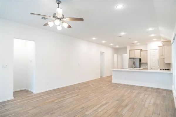 $2,800 | 31410 Golden Cliffs Lane, Fulshear, TX 77441