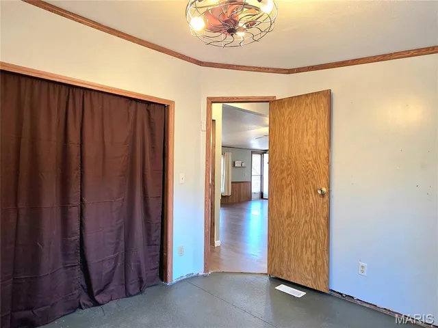 $299,900 | 481 Family Road, St. Clair, MO 63077